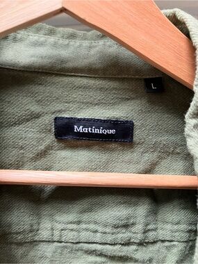 Matinique linen Men's Casual Button-Down Shirt in Olive Green
